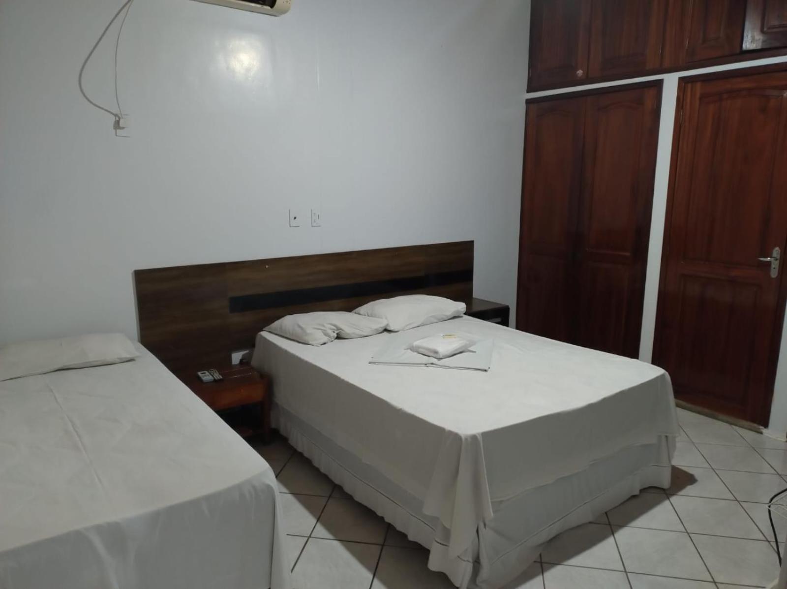Plaza Hotel Maraba Luaran gambar