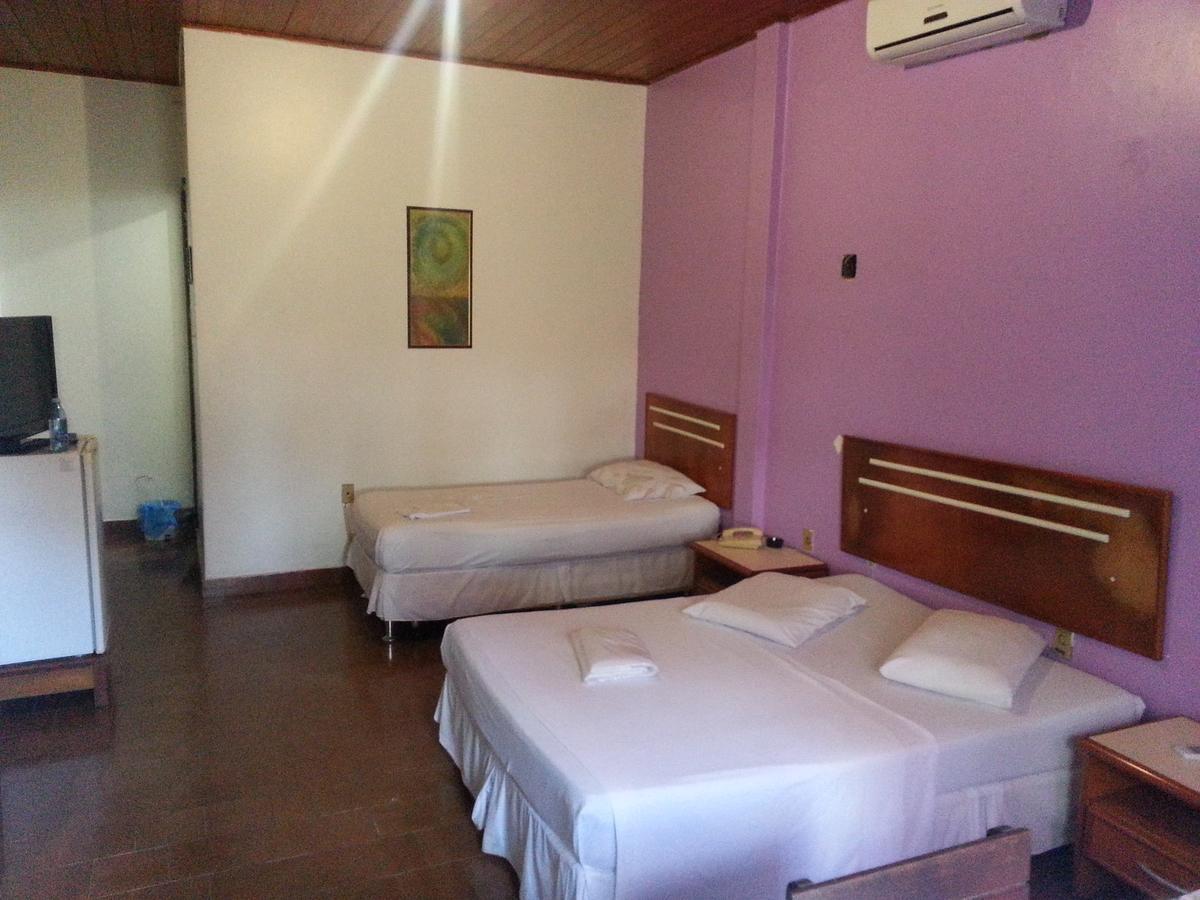 Plaza Hotel Maraba Luaran gambar