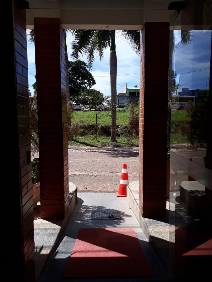 Plaza Hotel Maraba Luaran gambar